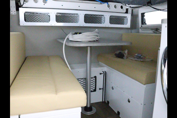 Toyota Hilux CAMPER OPBOUW *NIEUW* (€25.000,- ex.BTW) / €30.250,- incl. BTW