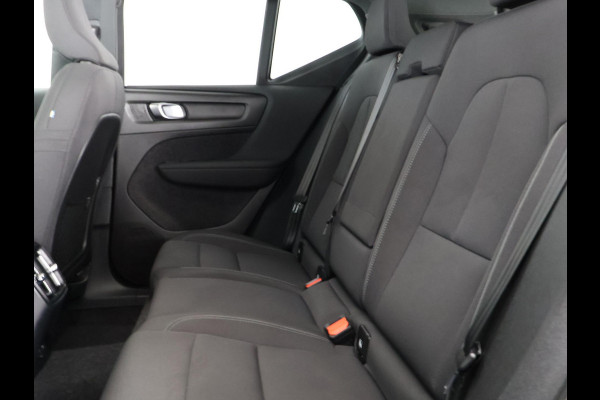 Volvo XC40 Recharge Core SOH 92% | Apple Carplay & AndroidAUTO | Dwarsstangen | Elektrische kofferklep | Camera |