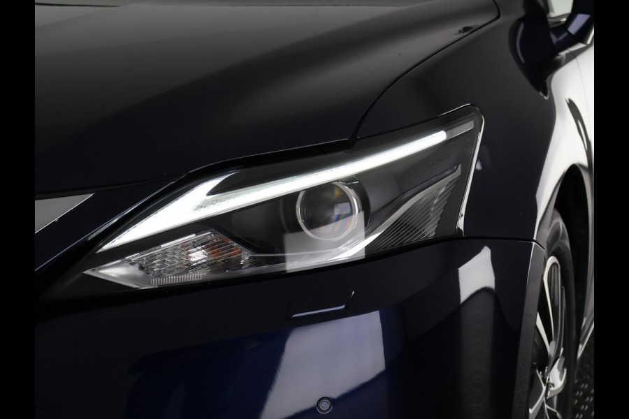 Lexus CT 200h Ultimate Edition | Apple Carplay & AndroidAUTO | Adapt.Cruise Control | Navigatiesysteem |