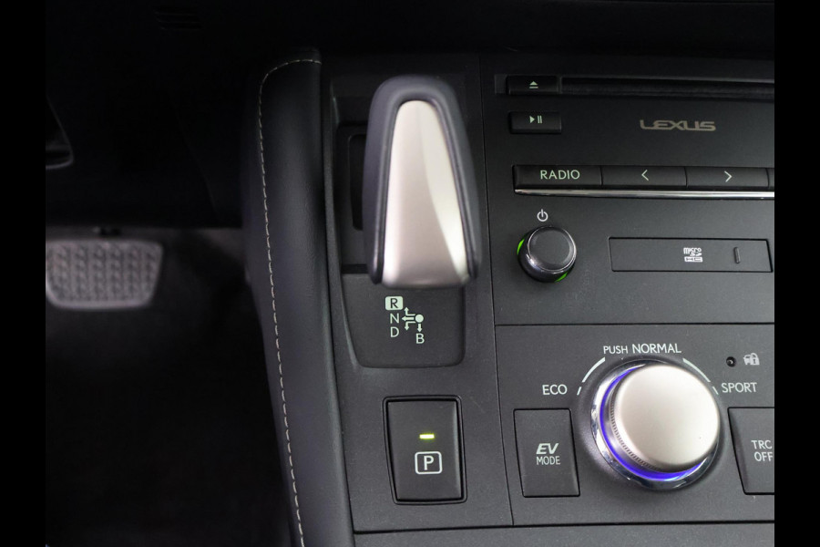 Lexus CT 200h Ultimate Edition | Apple Carplay & AndroidAUTO | Adapt.Cruise Control | Navigatiesysteem |