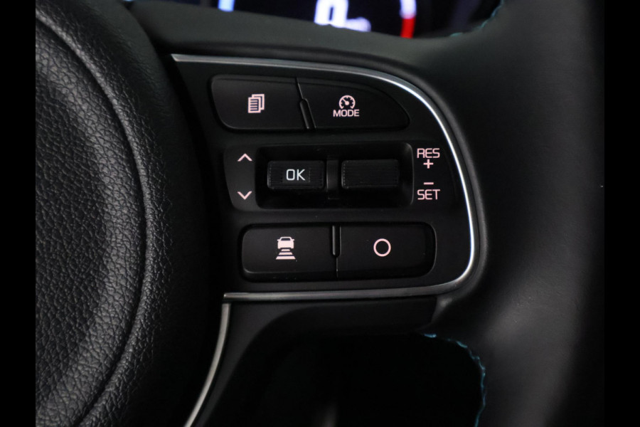 Kia e-Niro Dynamic Line 64 kWh SOH 99% | 450 km actieradius | Stuur-/& Stoelverwarming | Parkeersensoren |