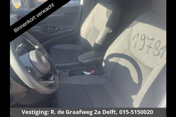 Toyota Yaris Cross 1.5 Hybrid 115 Dynamic | Stuur- & Stoelverwarming | Apple Carplay & AndroidAUTO | Camera