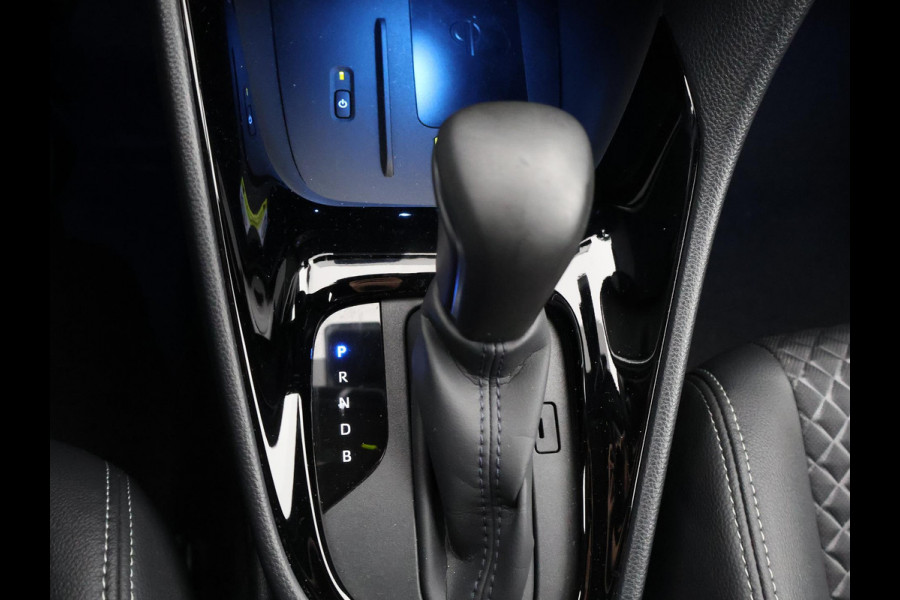 Toyota Yaris 1.5 Hybrid Executive | Stoelverwarming | Navigatie | Dodehoek detectie | Parkeersenoren |