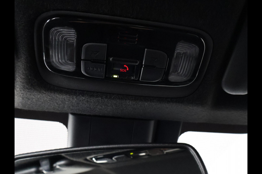 Toyota Yaris 1.5 Hybrid Executive | Stoelverwarming | Navigatie | Dodehoek detectie | Parkeersenoren |