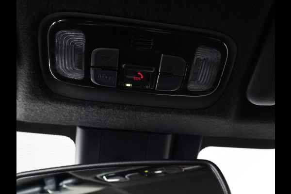 Toyota Yaris 1.5 Hybrid Executive | Stoelverwarming | Navigatie | Dodehoek detectie | Parkeersenoren |