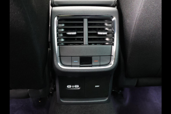 Škoda Octavia Combi 1.5 e-TSI HYBRID BUS.PLUS 150 PK 1e EIG AUTOMAAT SCHUIF/KANTEL PANORAMADAK.GROTE WEG KM !