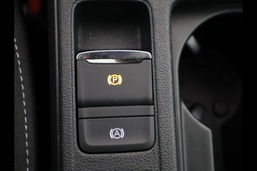 Škoda Octavia Combi 1.5 e-TSI HYBRID BUS.PLUS 150 PK 1e EIG AUTOMAAT SCHUIF/KANTEL PANORAMADAK.GROTE WEG KM !