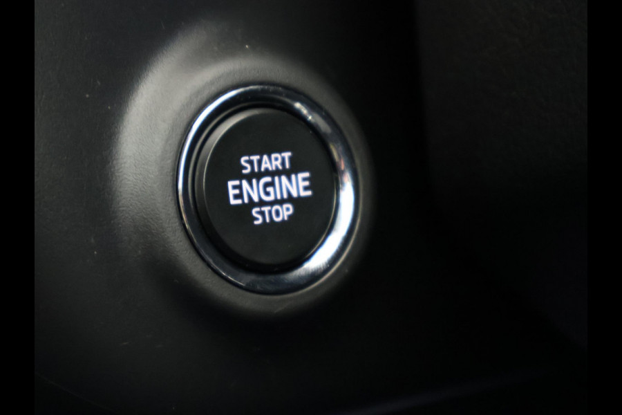 Škoda Octavia Combi 1.5 e-TSI HYBRID BUS.PLUS 150 PK 1e EIG AUTOMAAT SCHUIF/KANTEL PANORAMADAK.GROTE WEG KM !