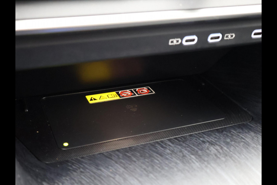 Lexus RZ 450e Executive Line + Premium Pack | Stoel & Stuur verwarming | 20" lichtmetalen velgen |