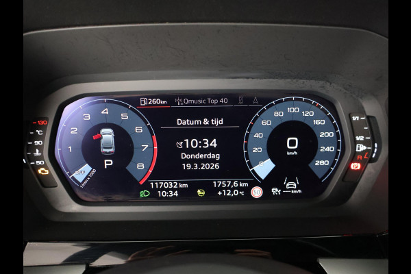 Audi A3 Limousine 35 TFSI Black Business Edition | Navigatie | Parkeersensoren |