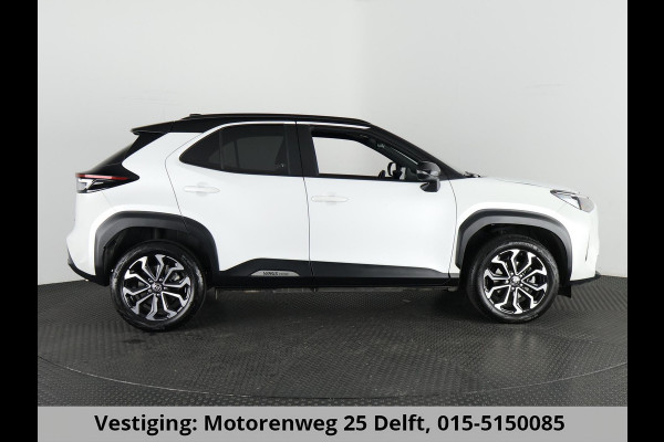 Toyota Yaris Cross 1.5 HYBRIDE DYNAMIC LUXERY BITONE GARANTIE 4-2034 * BLIND SPOT . NAVI.CAMERA. PDC V+A.