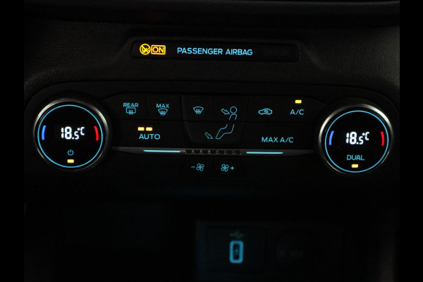 Ford FOCUS Wagon 1.0 EcoBoost ST Line Business | Navigatie | Camera | Parkeersensoren |