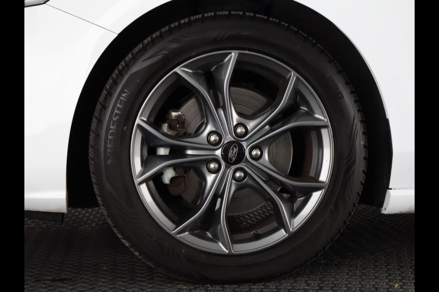 Ford FOCUS Wagon 1.0 EcoBoost ST Line Business | Navigatie | Camera | Parkeersensoren |