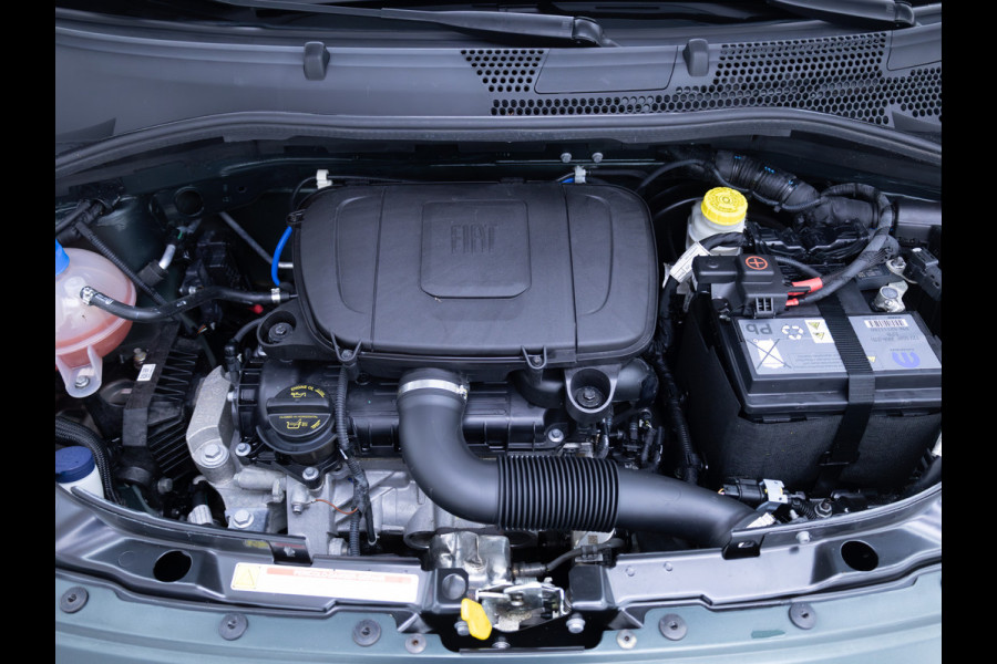 Fiat 500 1.0 Hybrid Sport Verde Portofino | 1/2 Leder/stof | Panodak | Led+ | Uconnect | Airco, Lederen MF stuurwiel, PDC achter, 16" velgen