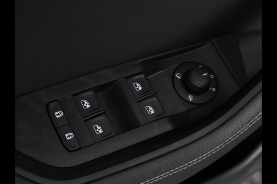 Škoda Superb Combi 1.5 TSI ACT Business Edition Automaat | Navigatie | Stoelverwarming | Camera |