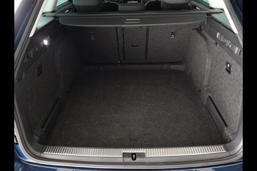 Škoda Superb Combi 1.5 TSI ACT Business Edition Automaat | Navigatie | Stoelverwarming | Camera |