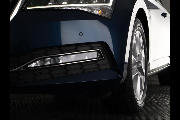 Škoda Superb Combi 1.5 TSI ACT Business Edition Automaat | Navigatie | Stoelverwarming | Camera |