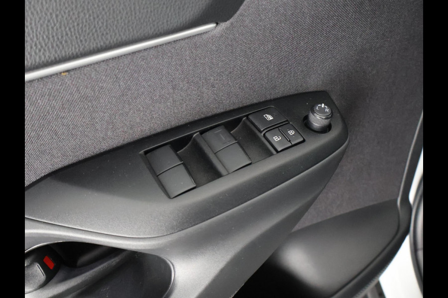 Toyota Yaris Cross 1.5 Hybrid 115 Dynamic Luxury | Stuur-& Stoelverwarming | Apple Carplay & AndroidAUTO | Camera