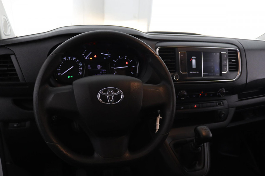 Toyota ProAce Worker 1.5 D-4D LIVE EX BTW CARPLAY NAVI Toyota PROACE Worker 1.5 D-4D LIVE EX BTW  CARPLAY NAVI