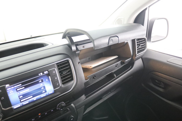 Toyota ProAce Worker 1.5 D-4D LIVE EX BTW CARPLAY NAVI Toyota PROACE Worker 1.5 D-4D LIVE EX BTW  CARPLAY NAVI