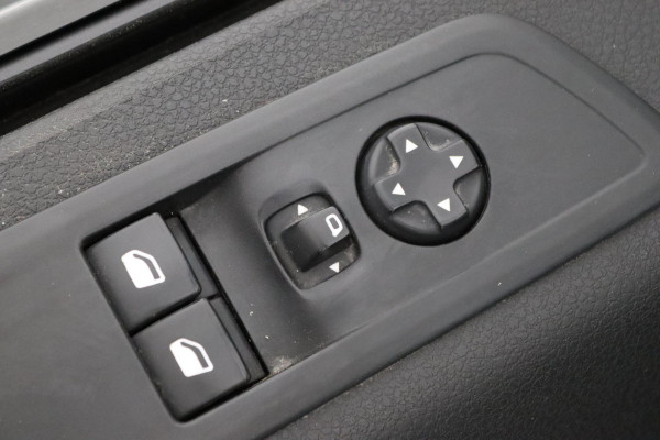 Toyota ProAce Worker 1.5 D-4D LIVE EX BTW CARPLAY NAVI Toyota PROACE Worker 1.5 D-4D LIVE EX BTW  CARPLAY NAVI