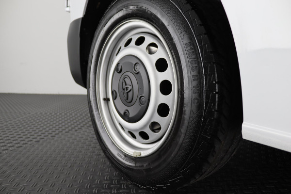 Toyota ProAce Worker 1.5 D-4D LIVE EX BTW CARPLAY NAVI Toyota PROACE Worker 1.5 D-4D LIVE EX BTW  CARPLAY NAVI