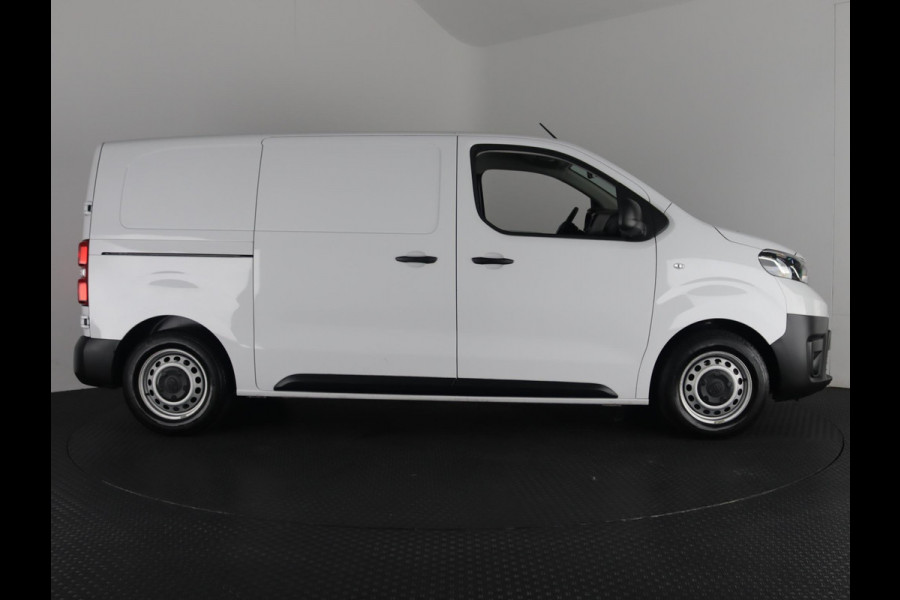 Toyota ProAce Worker 1.5 D-4D LIVE EX BTW CARPLAY NAVI Toyota PROACE Worker 1.5 D-4D LIVE EX BTW  CARPLAY NAVI