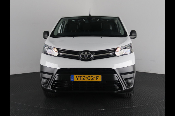 Toyota ProAce Worker 1.5 D-4D LIVE EX BTW CARPLAY NAVI Toyota PROACE Worker 1.5 D-4D LIVE EX BTW  CARPLAY NAVI