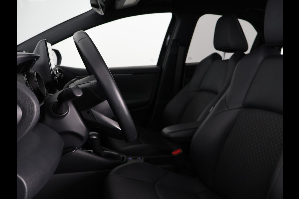 Toyota Yaris 1.5 Hybrid Executive | JBL speakers | Headup display| Leder interieur | Stoelverwarming