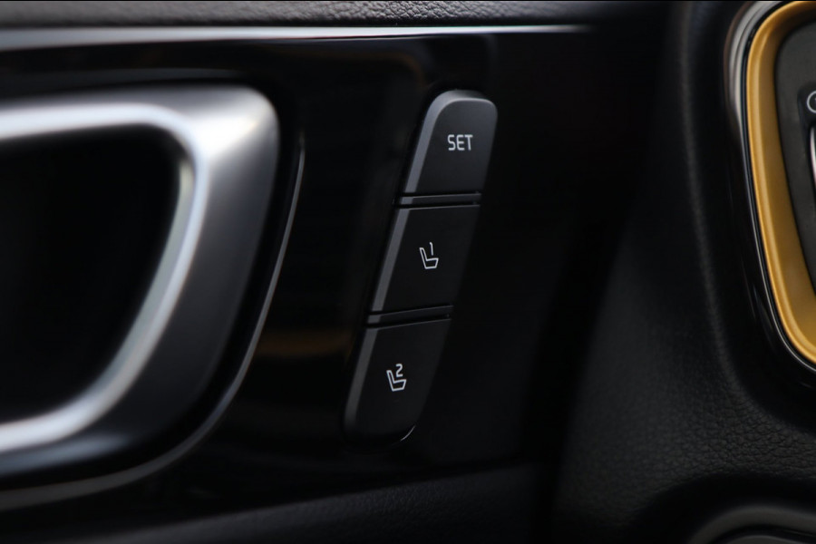 Kia Xceed 1.4 T-GDi Launch Edition / PANODAK / JBL / KEYLESS / CARPLAY / CAMERA