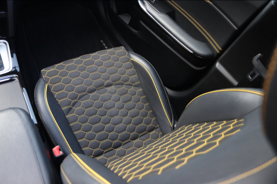 Kia Xceed 1.4 T-GDi Launch Edition / PANODAK / JBL / KEYLESS / CARPLAY / CAMERA