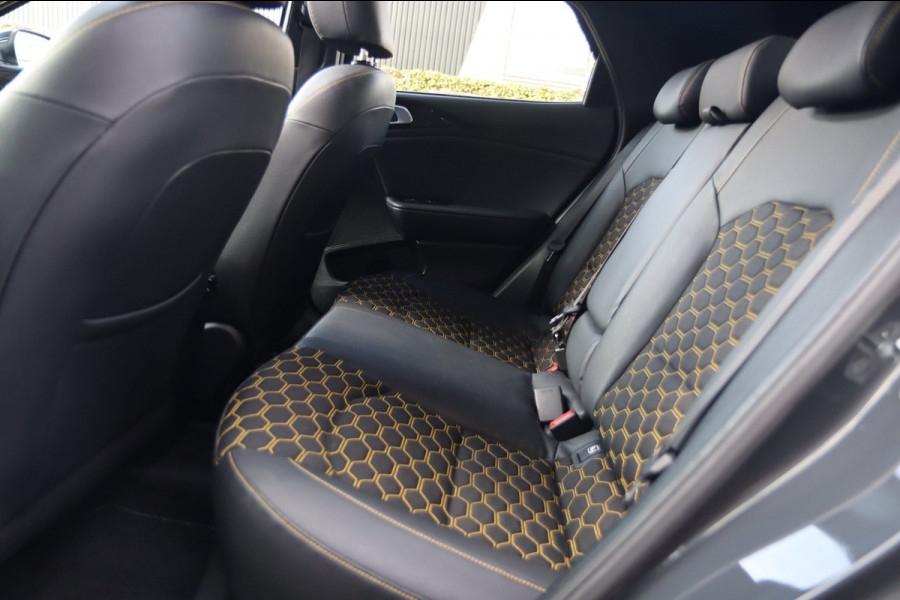 Kia Xceed 1.4 T-GDi Launch Edition / PANODAK / JBL / KEYLESS / CARPLAY / CAMERA