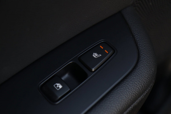 Kia Xceed 1.4 T-GDi Launch Edition / PANODAK / JBL / KEYLESS / CARPLAY / CAMERA