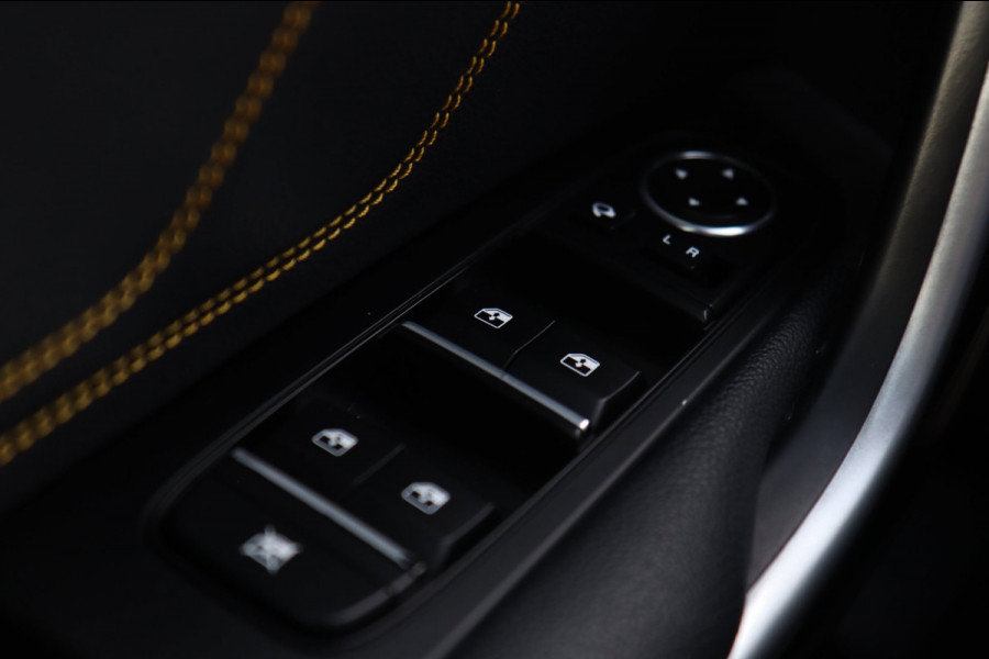 Kia Xceed 1.4 T-GDi Launch Edition / PANODAK / JBL / KEYLESS / CARPLAY / CAMERA