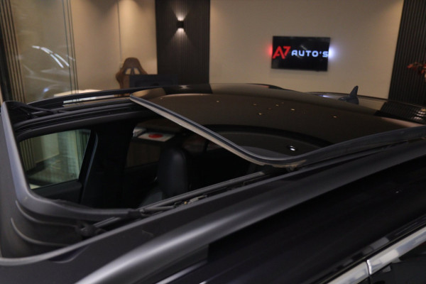 Volkswagen T-Roc 2.0 TSI 4Motion R /PANO/CARPLAYBLINDSPOT/D/SFEER/ACC/VOL