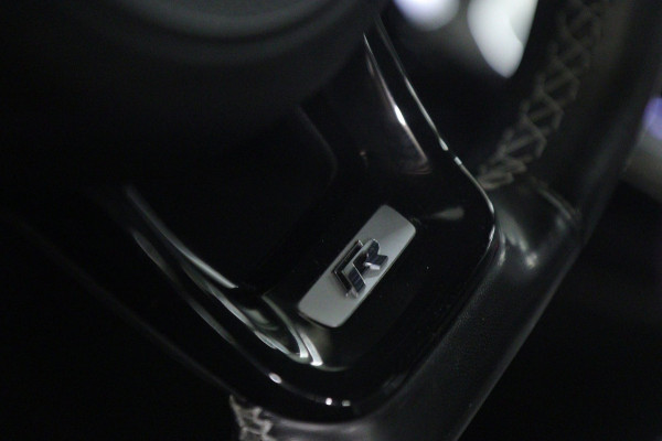 Volkswagen T-Roc 2.0 TSI 4Motion R /PANO/CARPLAYBLINDSPOT/D/SFEER/ACC/VOL