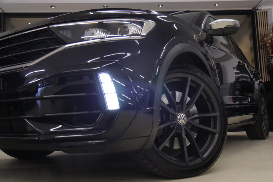 Volkswagen T-Roc 2.0 TSI 4Motion R /PANO/CARPLAYBLINDSPOT/D/SFEER/ACC/VOL