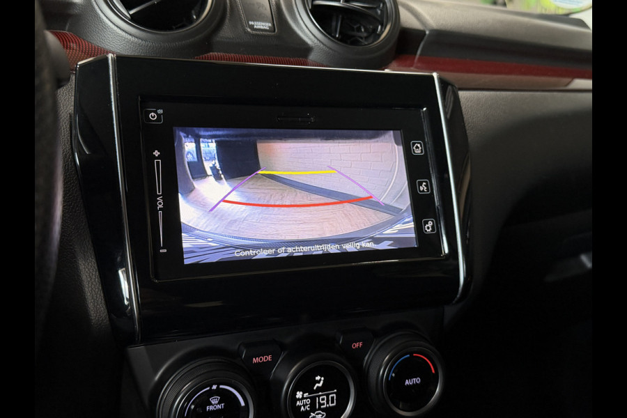 Suzuki Swift 1.4 Sport Smart Hybrid | Navi | ACC | 17" | Dodehoek | Carplay | Camera | 100% Onderhouden!