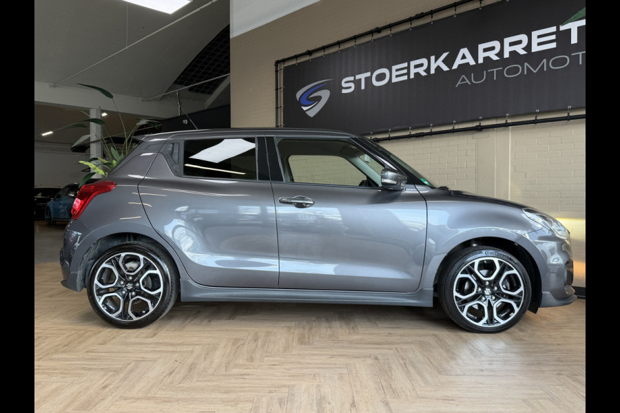 Suzuki Swift 1.4 Sport Smart Hybrid | Navi | ACC | 17" | Dodehoek | Carplay | Camera | 100% Onderhouden!