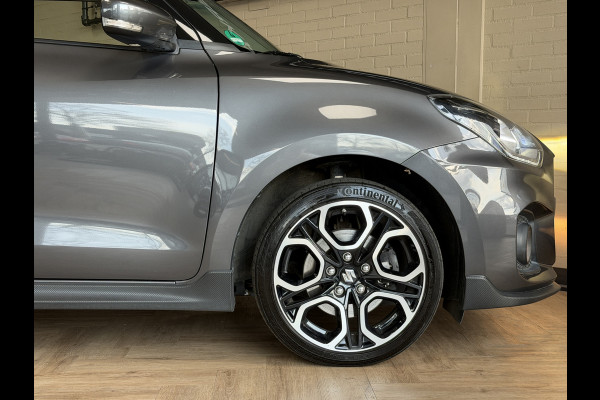 Suzuki Swift 1.4 Sport Smart Hybrid | Navi | ACC | 17" | Dodehoek | Carplay | Camera | 100% Onderhouden!