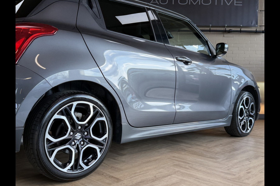 Suzuki Swift 1.4 Sport Smart Hybrid | Navi | ACC | 17" | Dodehoek | Carplay | Camera | 100% Onderhouden!