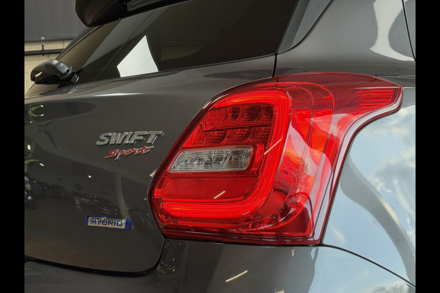Suzuki Swift 1.4 Sport Smart Hybrid | Navi | ACC | 17" | Dodehoek | Carplay | Camera | 100% Onderhouden!