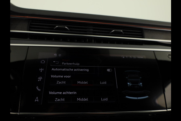 Audi A8 60 TFSI e quattro Lang 462 pk Tiptronic | Verlengde garantie | Navigatie | Panoramadak | Parkeersensoren (Park assist) | Rondomzicht camera | Stoelverwarming/ventilatie/massage v/a | B&O Soundsystem |