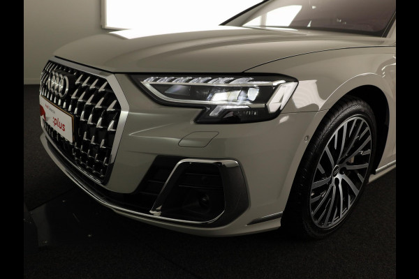 Audi A8 60 TFSI e quattro Lang 462 pk Tiptronic | Verlengde garantie | Navigatie | Panoramadak | Parkeersensoren (Park assist) | Rondomzicht camera | Stoelverwarming/ventilatie/massage v/a | B&O Soundsystem |