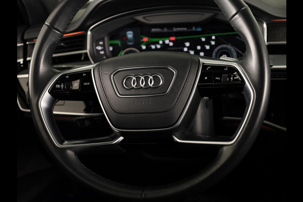 Audi A8 60 TFSI e quattro Lang 462 pk Tiptronic | Verlengde garantie | Navigatie | Panoramadak | Parkeersensoren (Park assist) | Rondomzicht camera | Stoelverwarming/ventilatie/massage v/a | B&O Soundsystem |