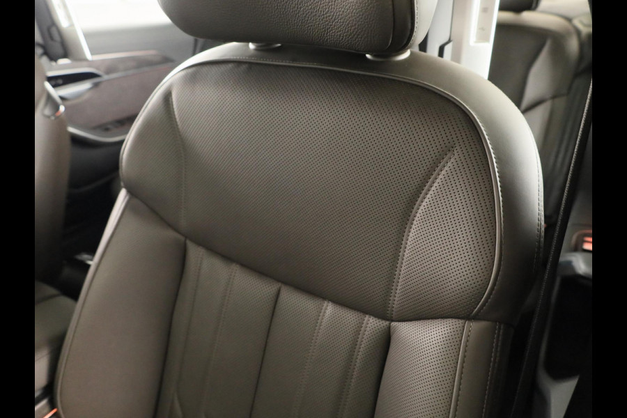 Audi A8 60 TFSI e quattro Lang 462 pk Tiptronic | Verlengde garantie | Navigatie | Panoramadak | Parkeersensoren (Park assist) | Rondomzicht camera | Stoelverwarming/ventilatie/massage v/a | B&O Soundsystem |