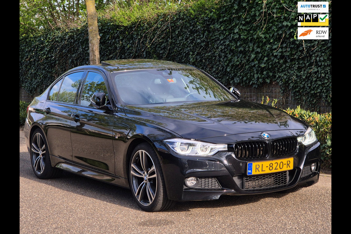 BMW 3-serie 330i M Sport Apple Pano CarPlay 360 Camera H&K 100% Dealer onderhouden 19inch M 330i High Executive