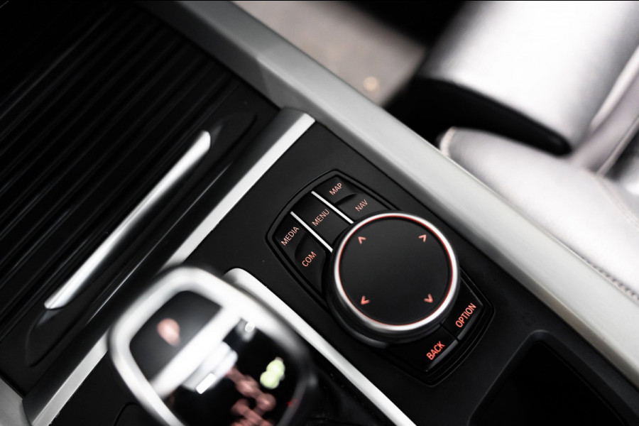 BMW X5 XDrive30d M-Sport 7p. Pano Leder Camera Led