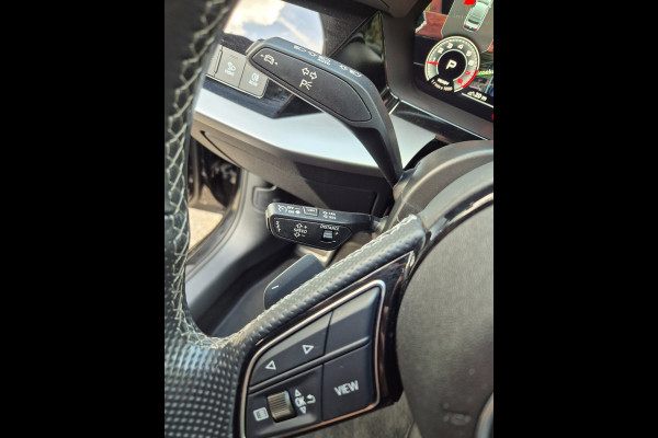 Audi A3 Limousine 35 TFSI S line Edition NL NAP CarPlay Auto virtual dash 35 TFSI S edition