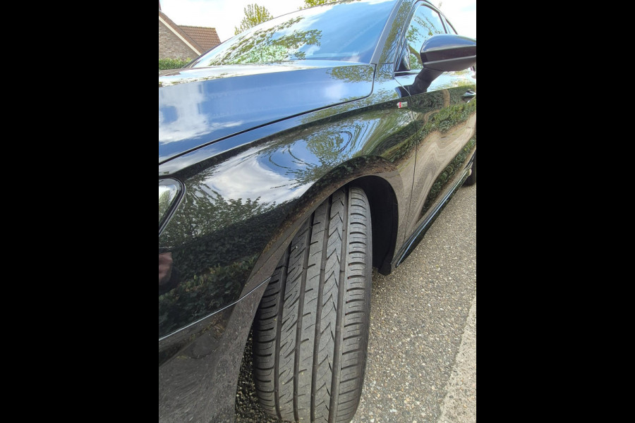 Audi A3 Limousine 35 TFSI S line Edition NL NAP CarPlay Auto virtual dash 35 TFSI S edition